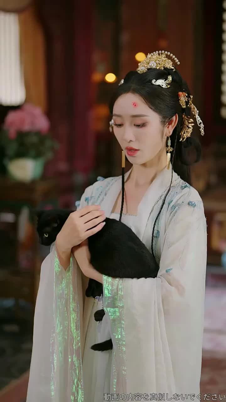 型破りな皇女様は、冷徹摂政に溺愛される - Episode 3