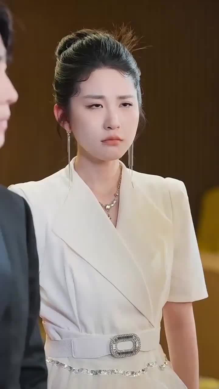 [Dijuluki]Pewaris Uang Tiga Dunia - Episode 56