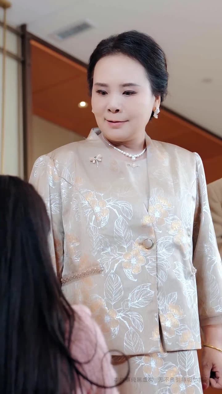 天生烏鴉嘴,反派求我別開口 - Episode 29