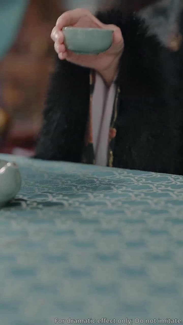 Love's Flight, Palace's Cage - Episode 40