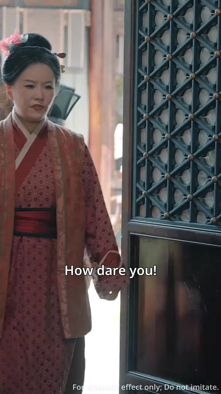 Love's Flight, Palace's Cage - Episode 10