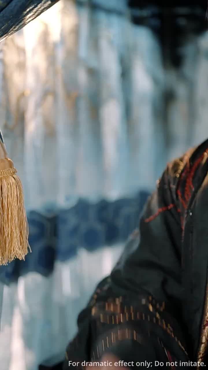 Love's Flight, Palace's Cage - Episode 6