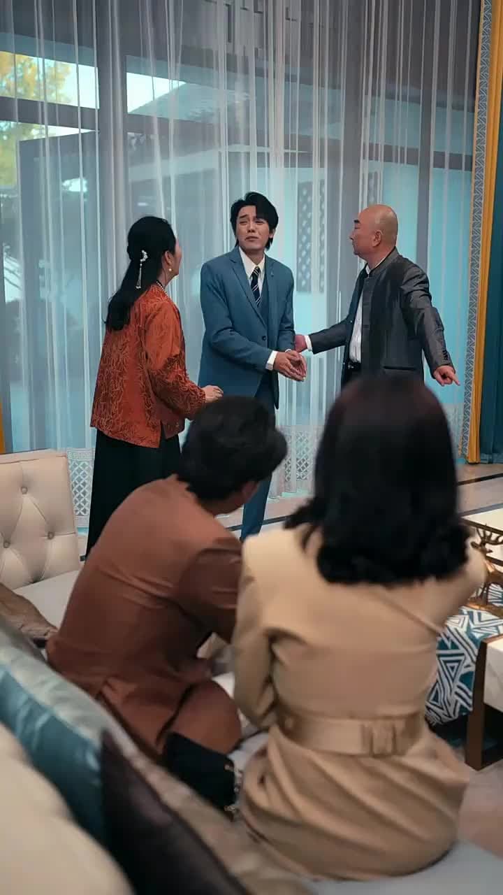 Khi Sếp Nữ Phải Lòng Bảo Vệ - Episode 46