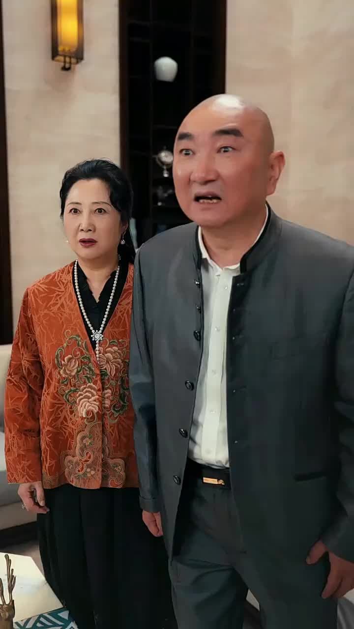 Khi Sếp Nữ Phải Lòng Bảo Vệ - Episode 50