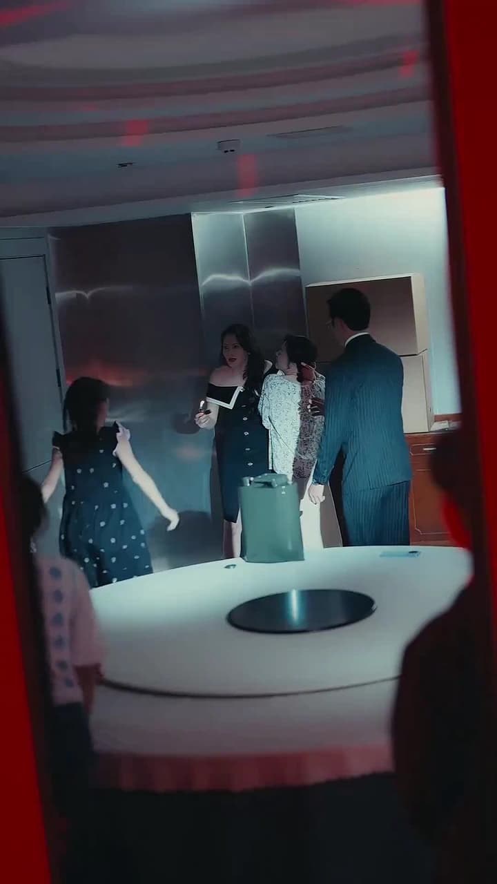 ประธานลี่ตามจีบ ภรรยาผู้พิชิตทุกสิ่ง - Episode 50