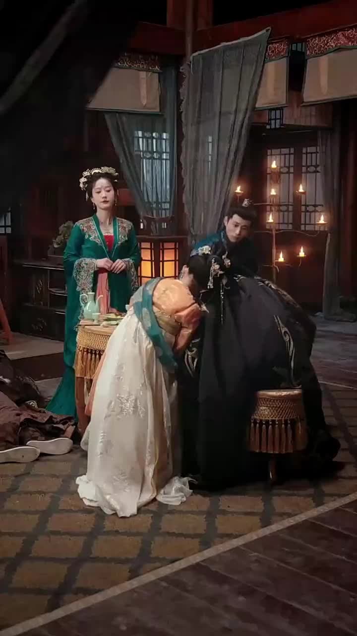 Le Prince et ses Quatre Tornades au Palais - Episode 67