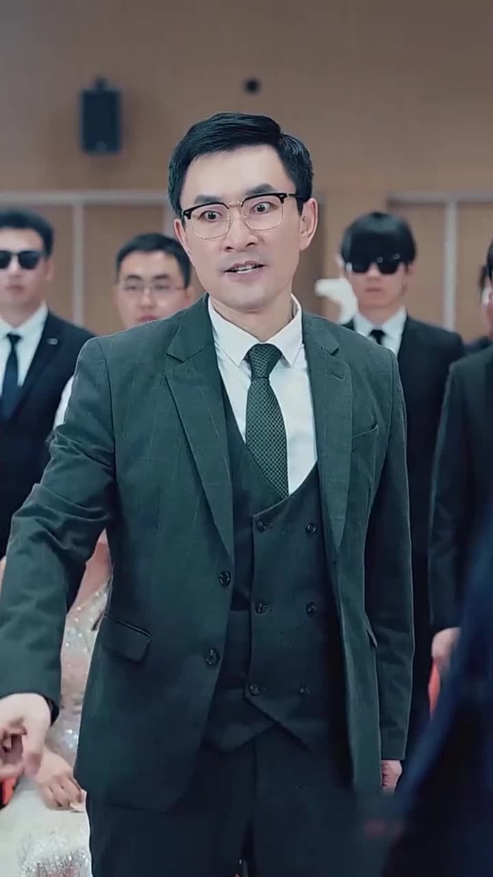 [吹替]娘は大富豪？！宴会での超絶反撃！ - Episode 16