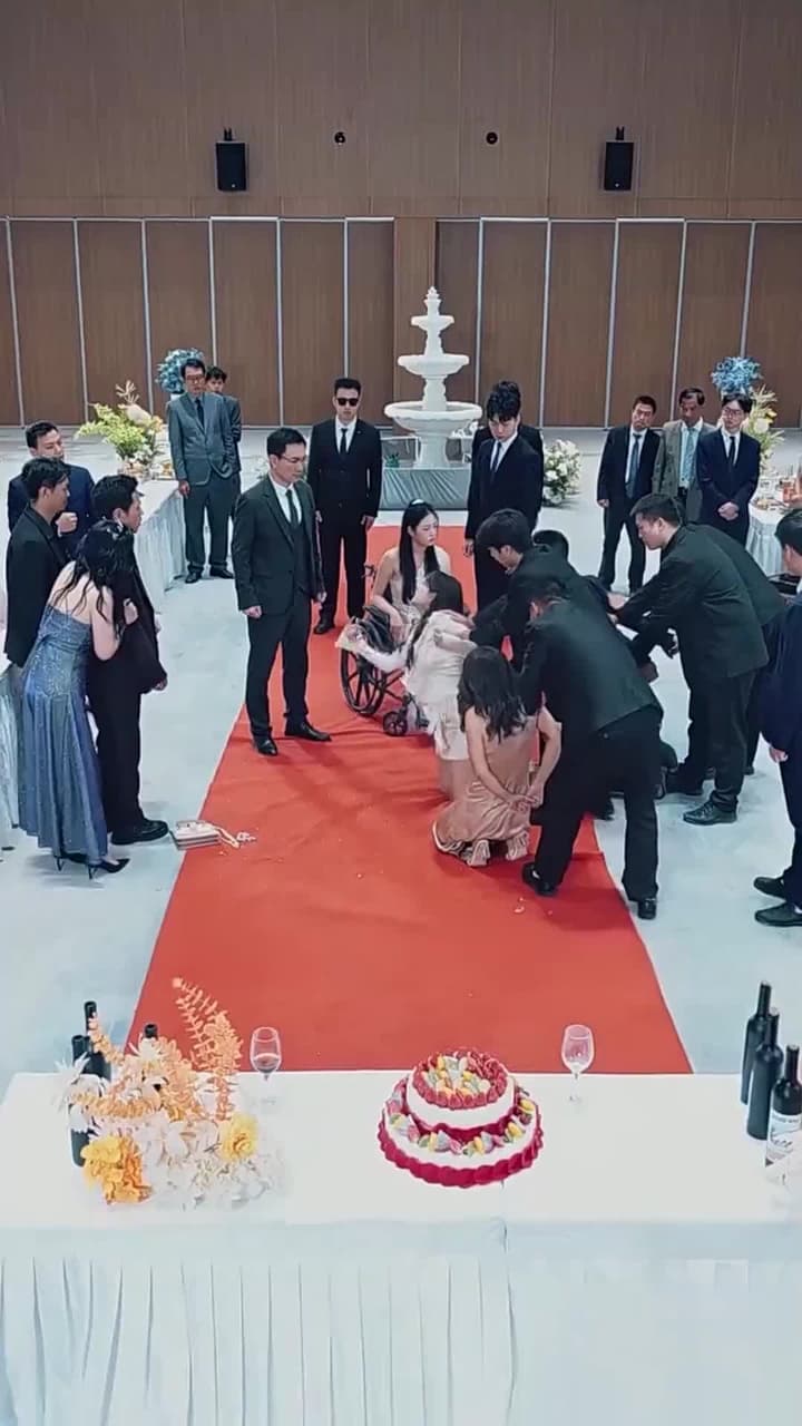 [吹替]娘は大富豪？！宴会での超絶反撃！ - Episode 27