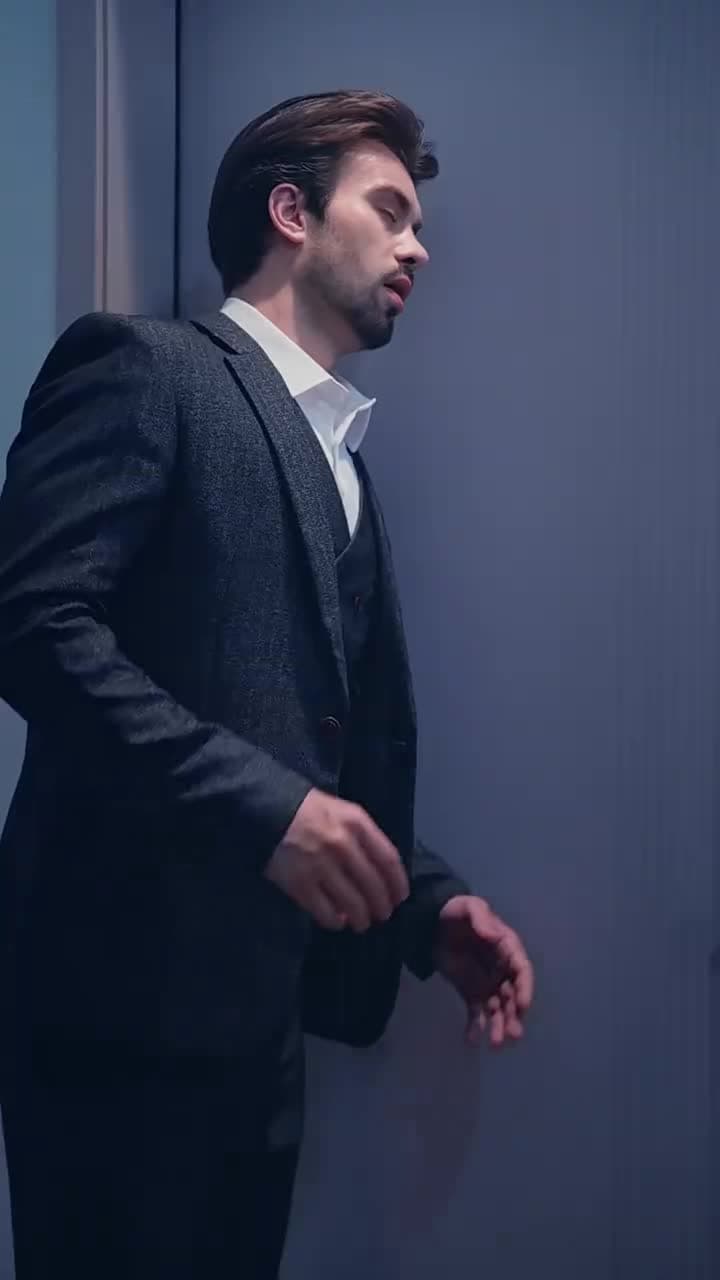 The Billionaire Ex-Boyfriend's Return - Episode 52