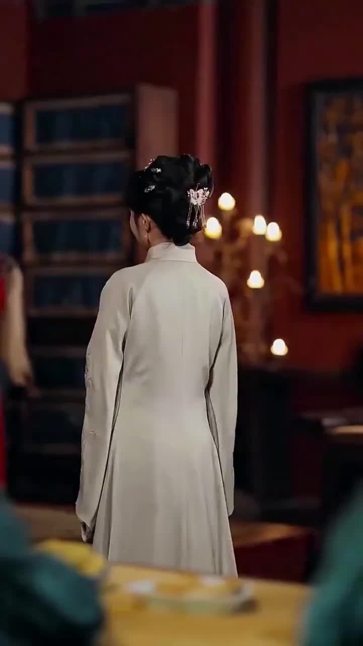 Isteri Gemuk Dilahirkan Semula - Episode 34
