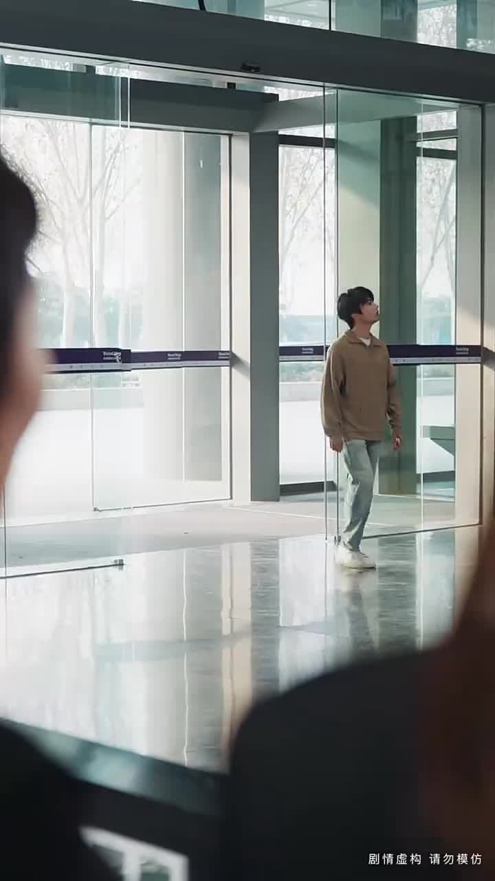 她以爲我窮,我以爲她乖 - Episode 25