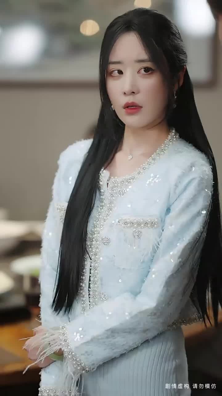 她以爲我窮,我以爲她乖 - Episode 44