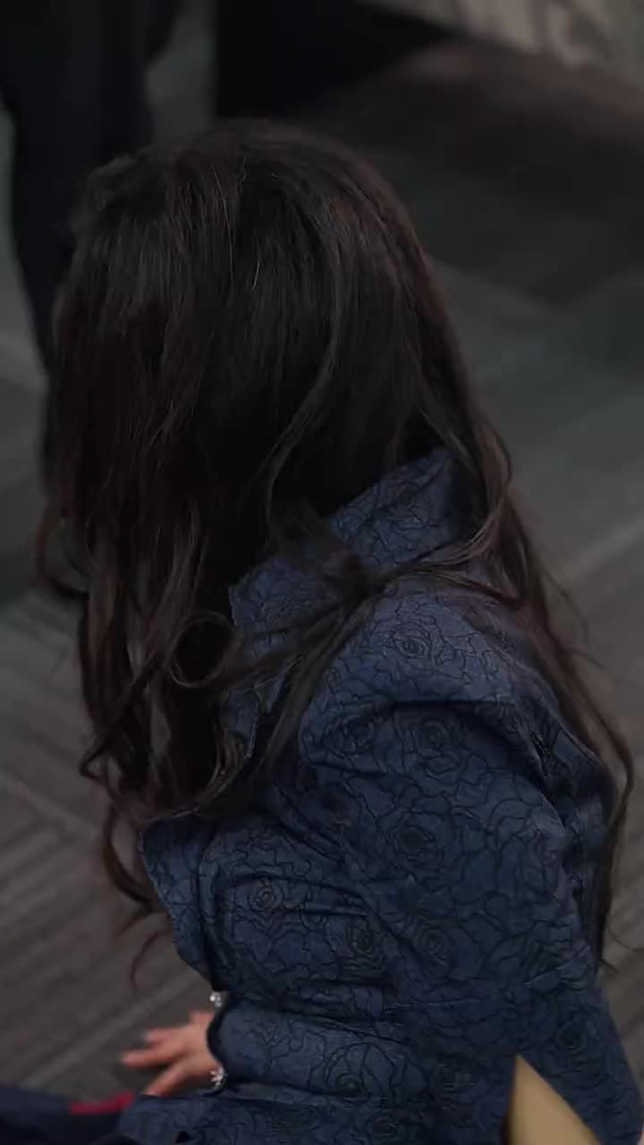 Babanın Koruduğu Kız - Episode 61