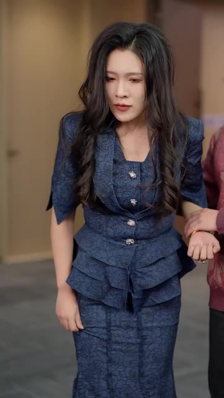 Babanın Koruduğu Kız - Episode 72