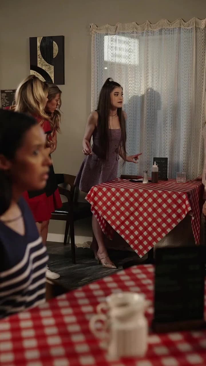 [Doblado]La Verdadera Reina: El Escenario es Mío - Episode 18