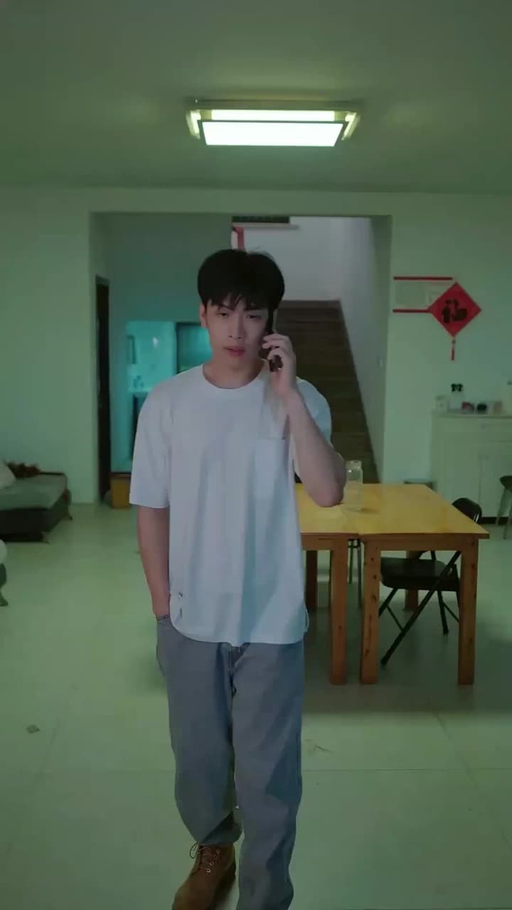 [Dubbed]The CEO's Bodyguard Boyfriend - Episode 13