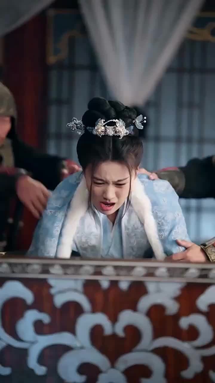 [Dubbed]The Miracle-Working Consort Healer - Episode 15