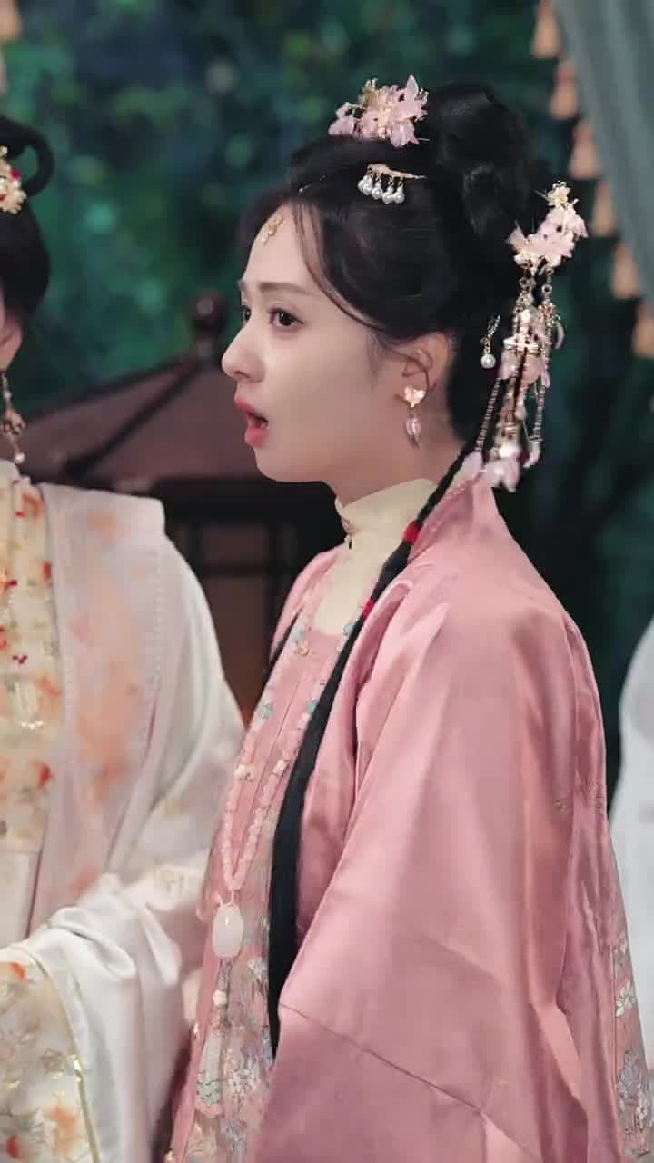 重生賜婚宴,渣太子喊我小皇嬸 - Episode 68