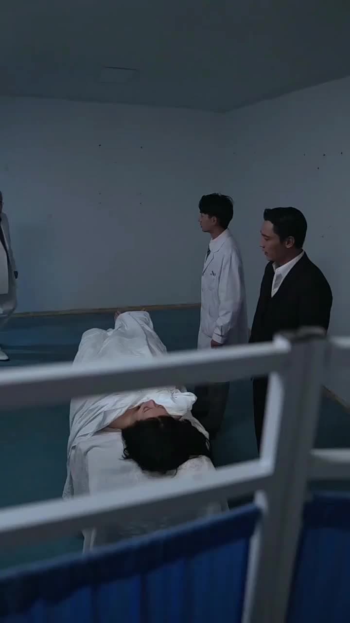 La Sposa Capro Espiatorio - Episode 82