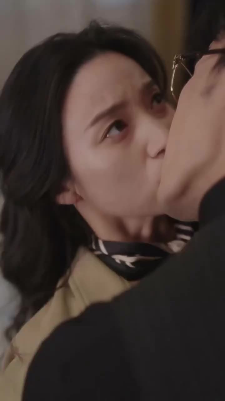 [Dubbed]She Is His Only Desire - Episode 31