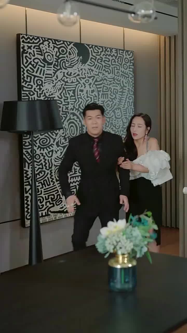 [พากย์ไทย]บอดี้การ์ดแฟนหนุ่มของผู้บริหารสาว - Episode 73