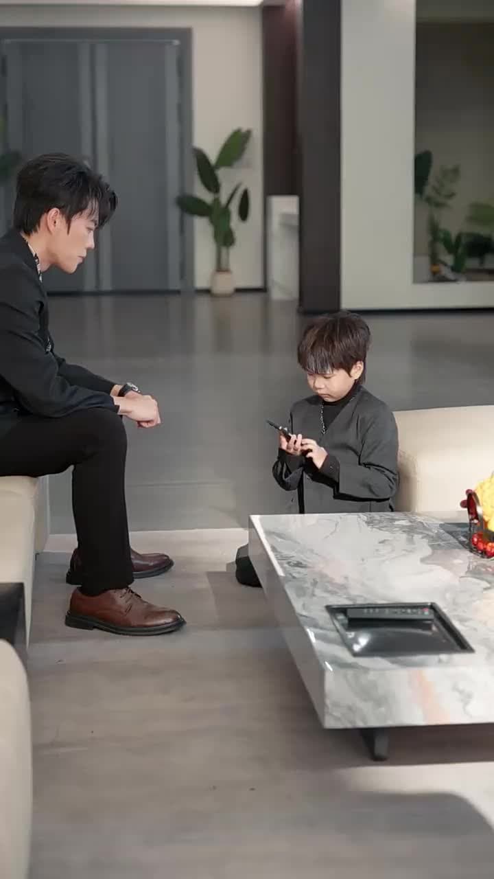 [吹替]再婚後、夫が天才画家の私にメロメロ - Episode 23
