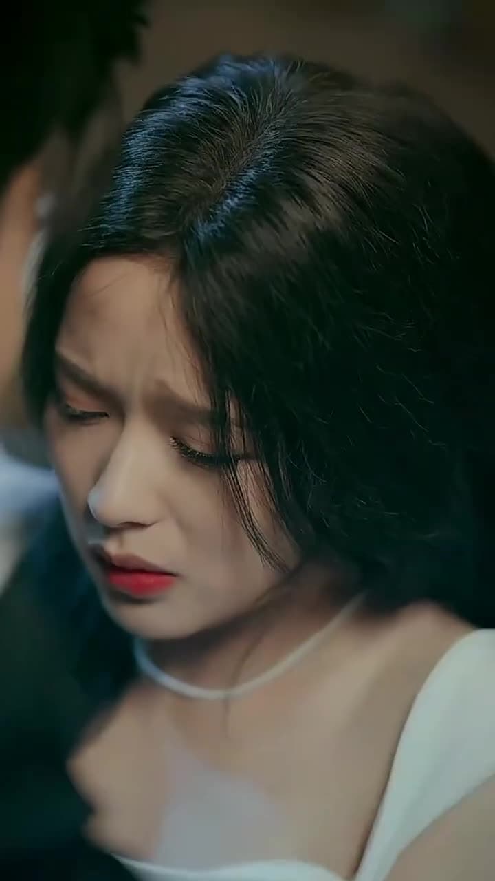 [Dijuluki]Kemesraan Malam ini - Episode 33