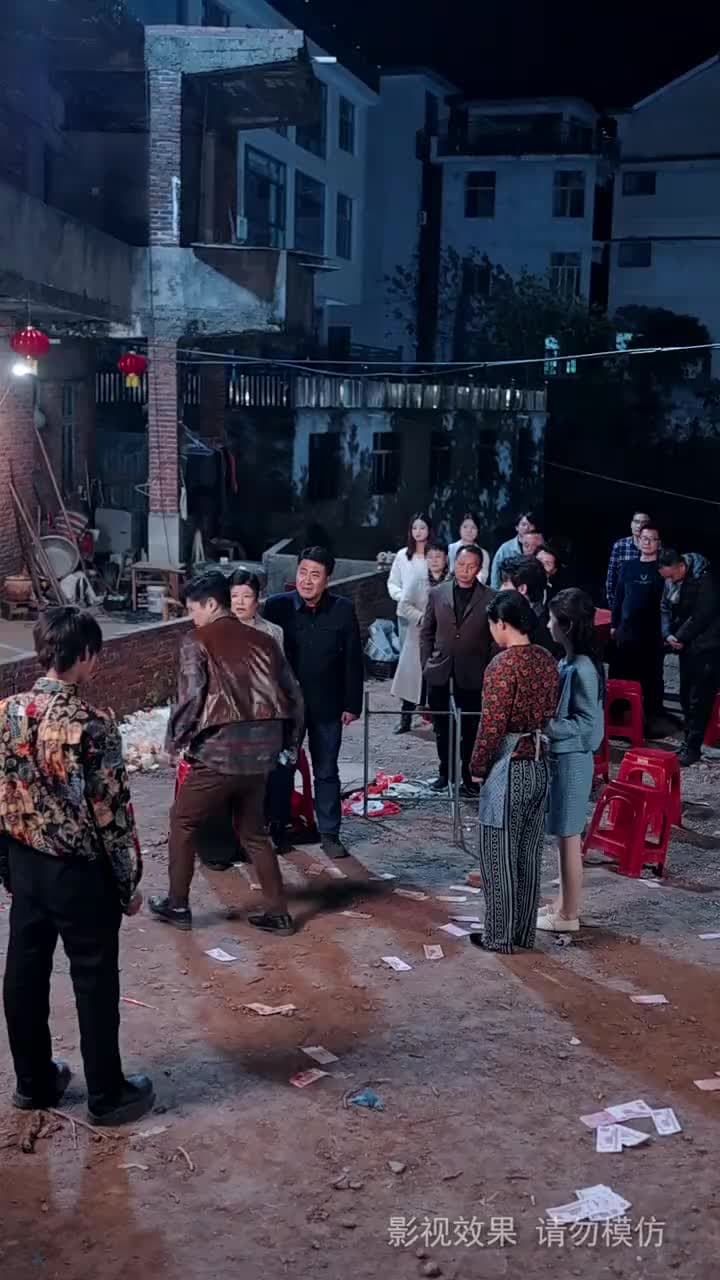 說好一起打工,老公你怎麼有隱藏身份 - Episode 61