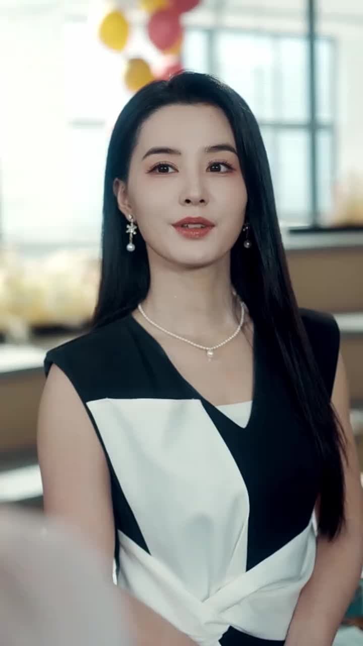 [Dubbed]True Heiress, Your Empress Dowager - Episode 9