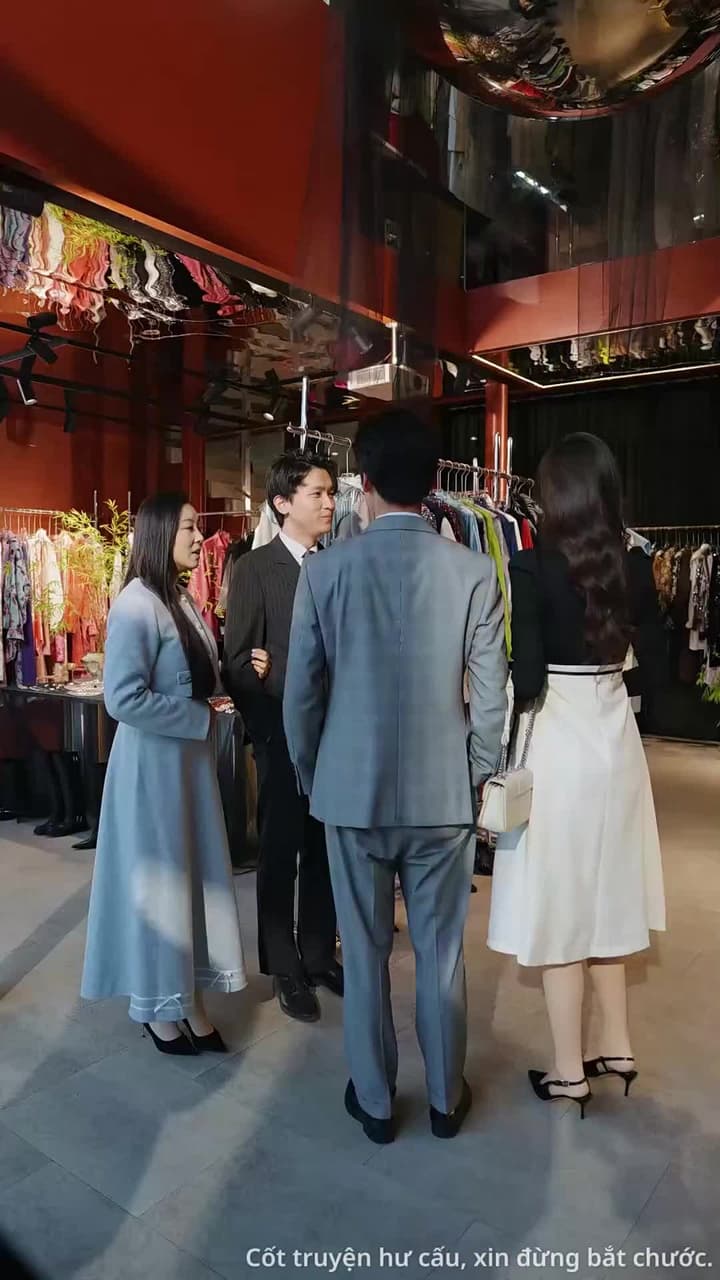 Gió Đêm Buồn Lặng Lẽ, Tình Khó Vẽ Thành Câu - Episode 21