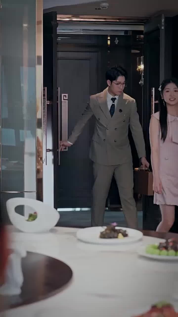[Dubbing]Apa Hari Ini Istri Pak Saputra Dipermalukan? - Episode 23