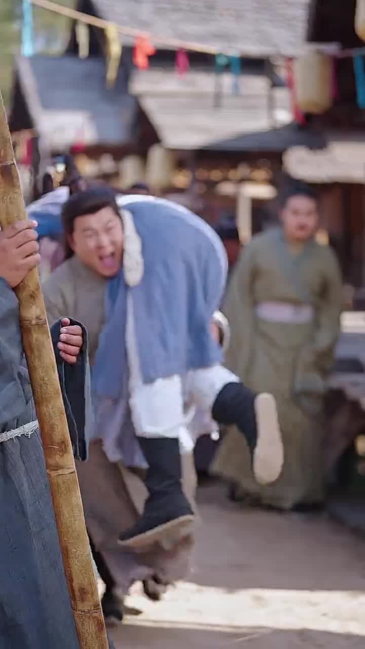 開局山匪,我的夫人爆神兵 - Episode 3