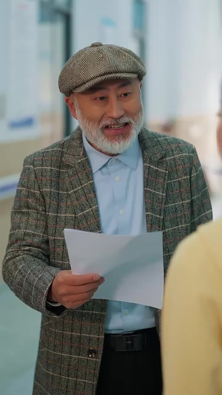 重生大佬,馬甲遍布全球 - Episode 2