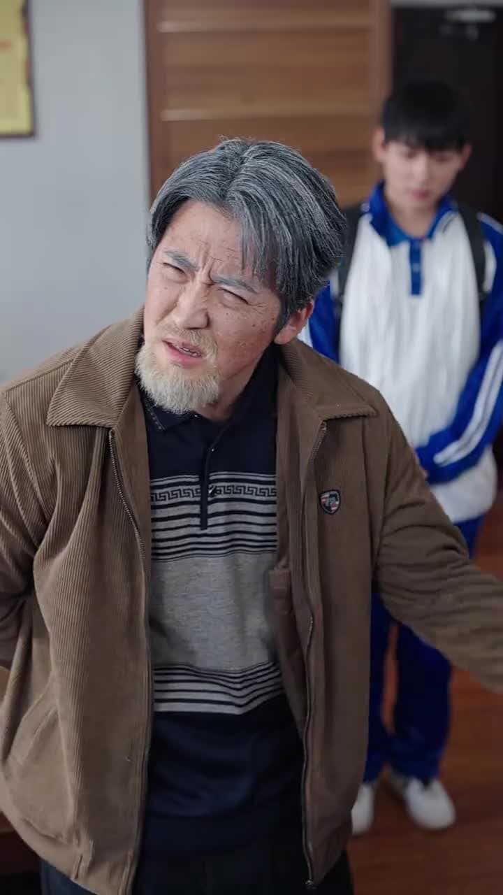 別惹絕症老登,他的正義系統會出手 - Episode 69
