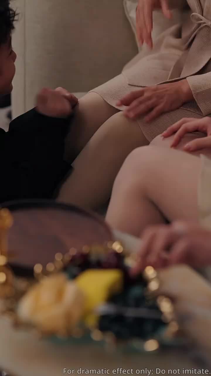 The Boy Who Made Her Queen - Episode 7