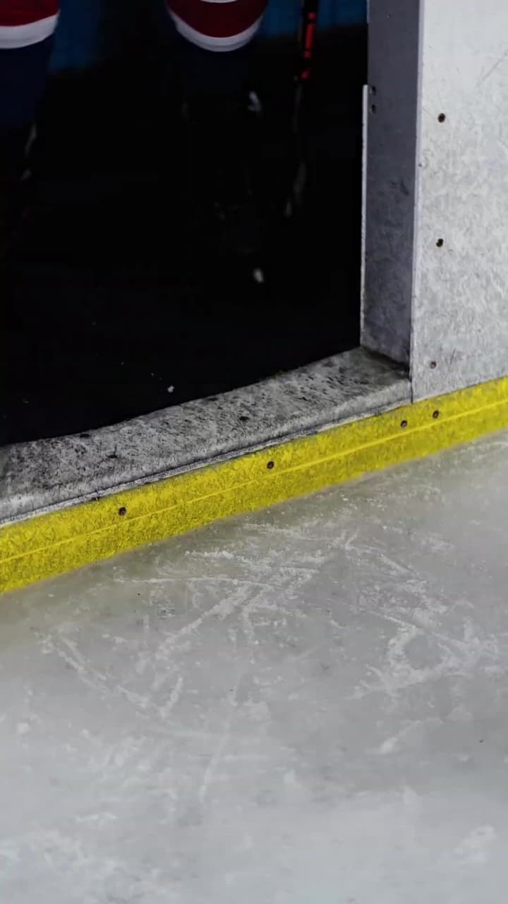 [Doppiato]Amare di nuovo: il mio asso dell’hockey - Episode 1
