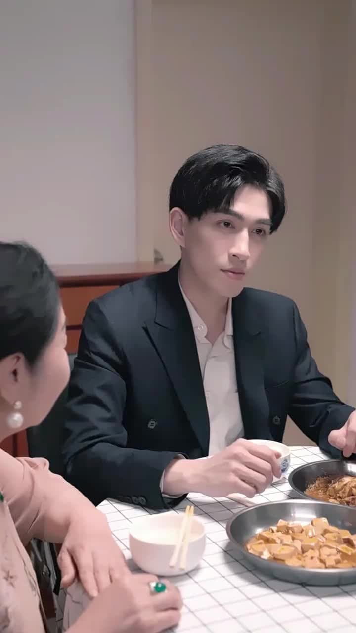 Cưới Gấp Gặp Chủ Tịch Giả Nghèo - Episode 17