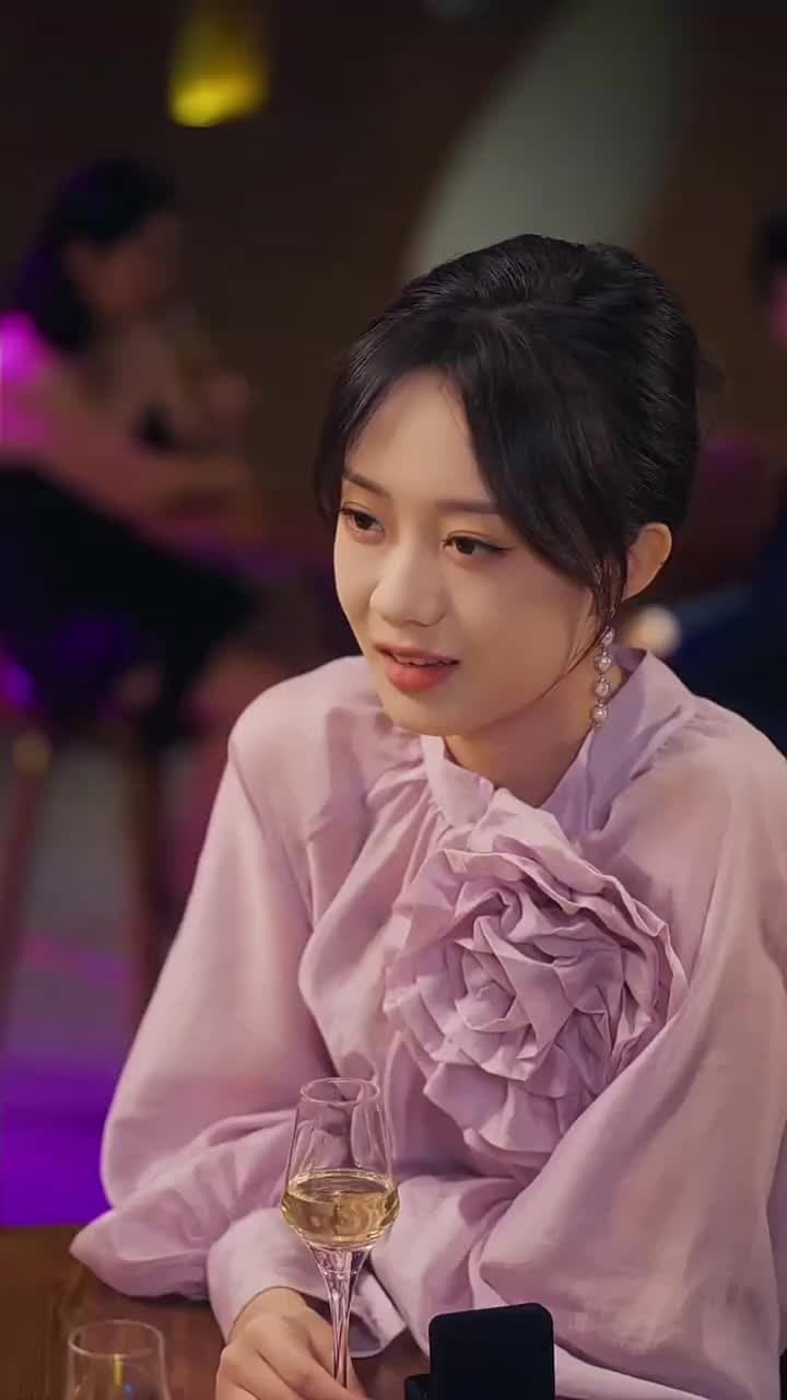 Amor Bajo Amenaza - Episode 28
