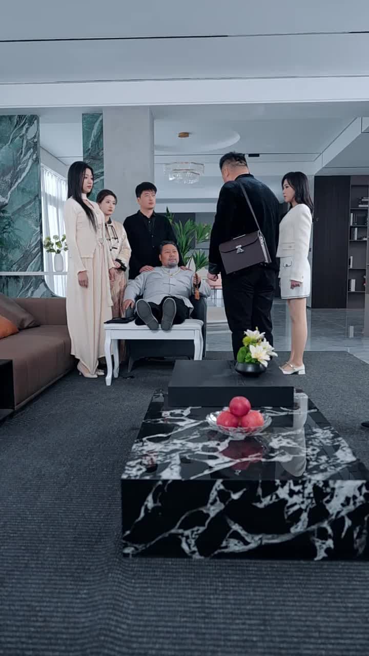 Dump the Heiress, Dare the Devil - Episode 33