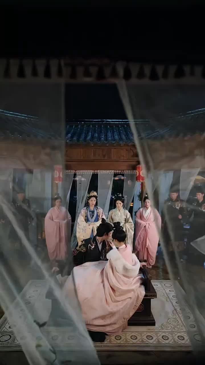 Dao Sắc Kề Cạnh Gối - Episode 11