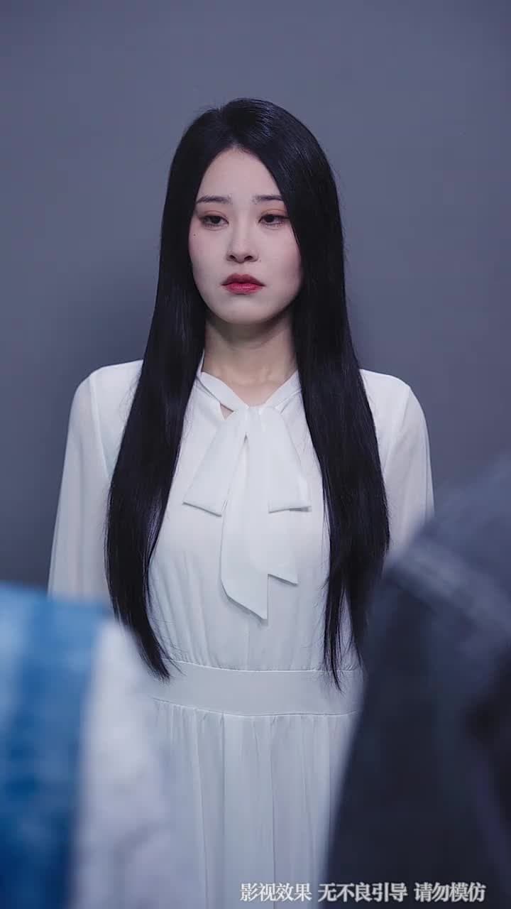 我病弱真千金,會億點玄學怎麼了 - Episode 16