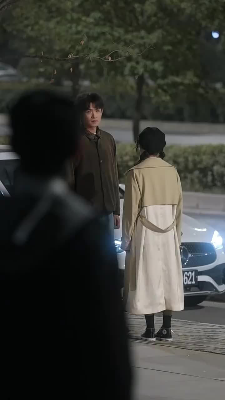 When the Stalker Gets Stalked - Episode 30