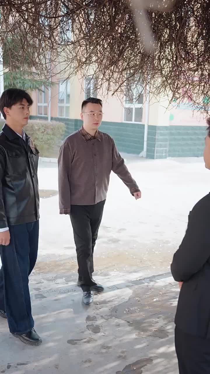 From Rural Outcast To Billionaire Heir - Episode 60