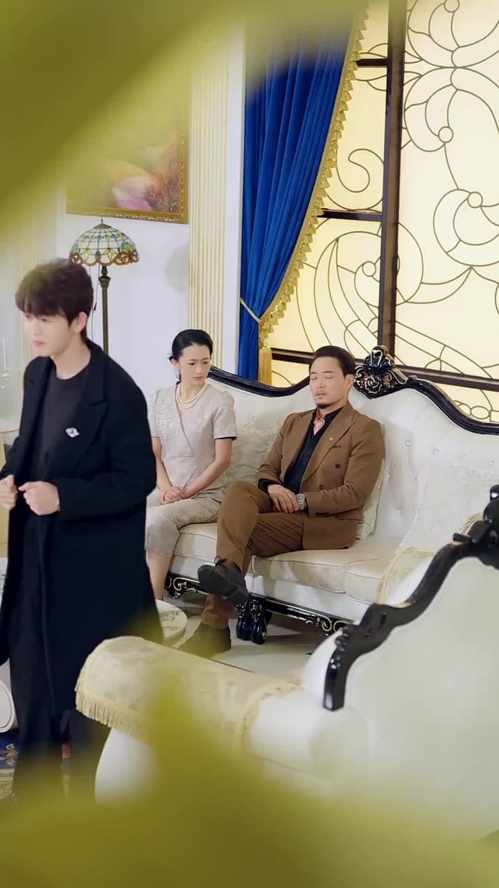 [Dubbed]Healing Hands, Hidden Blood - Episode 4