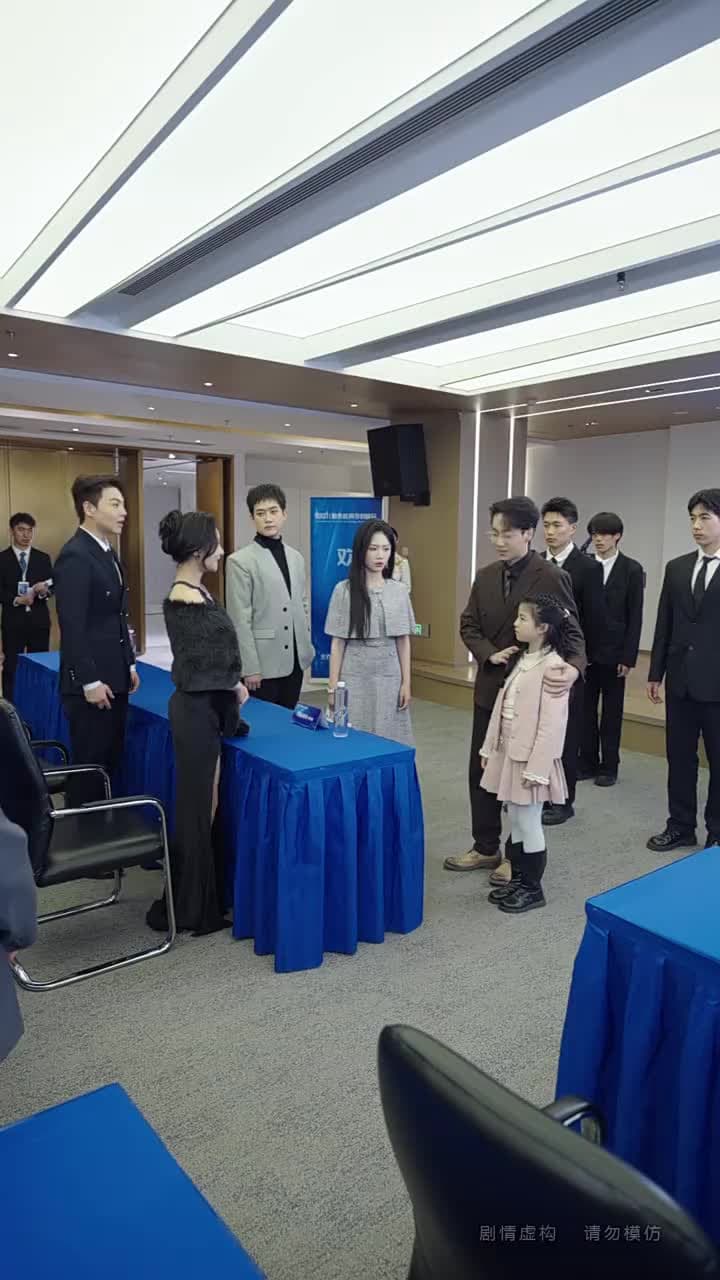 非親負我十年情,我攜盛名換新生 - Episode 19