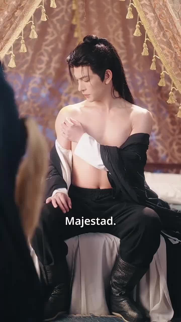 Majestad, volvió la que enterraron - Episode 23