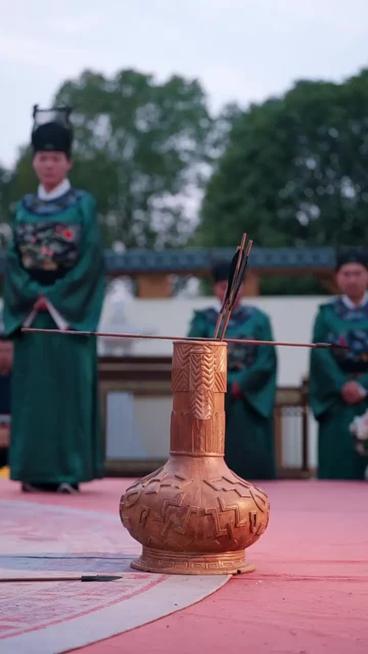 Taruhan Takhta dan Cinta - Episode 8