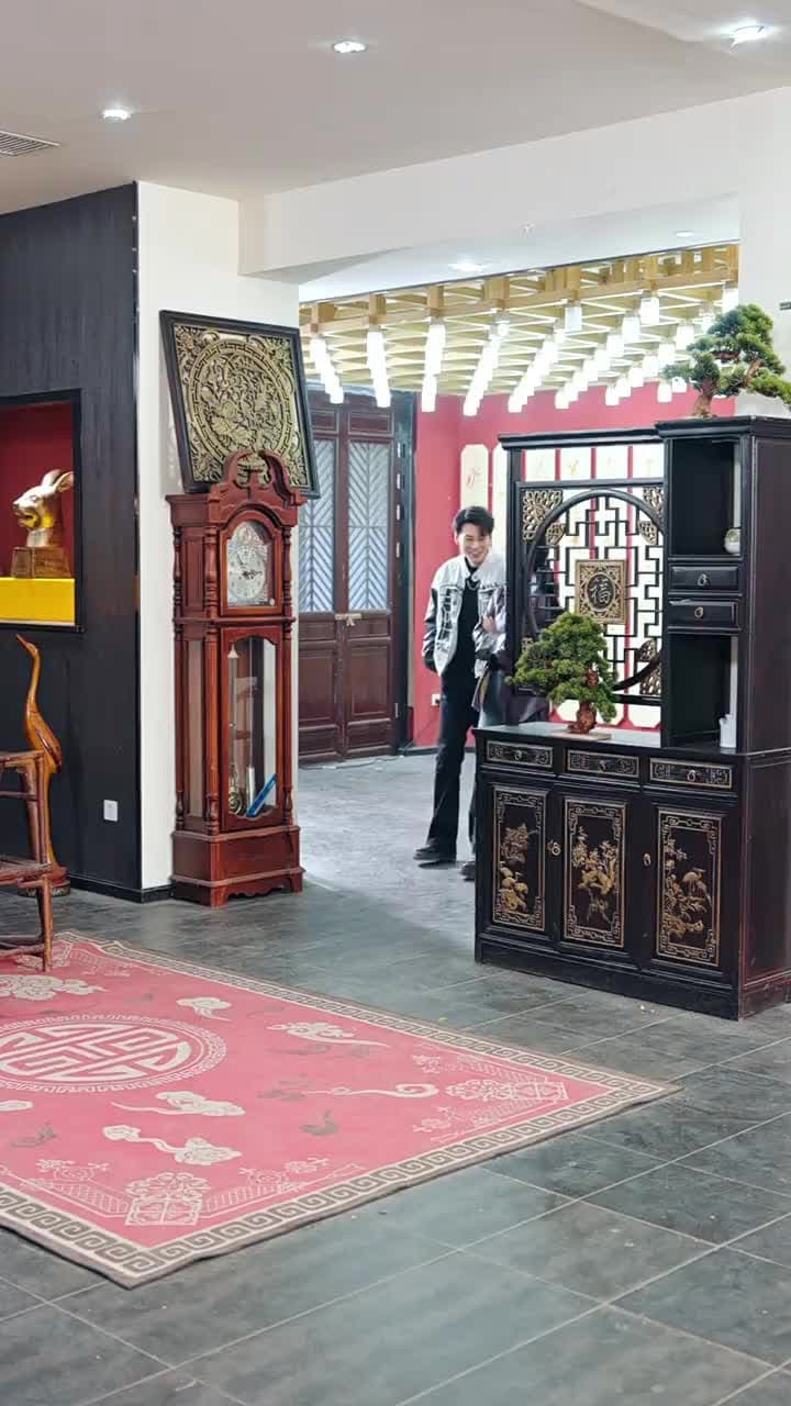 透視神眼現世,警花追着我跑 - Episode 46