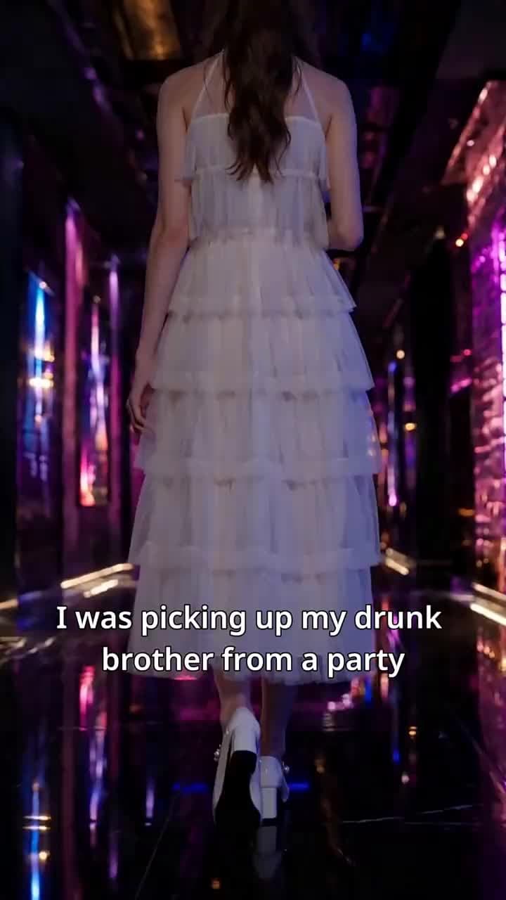 Discovering that my stepbrother has a crush on me - Episode 1