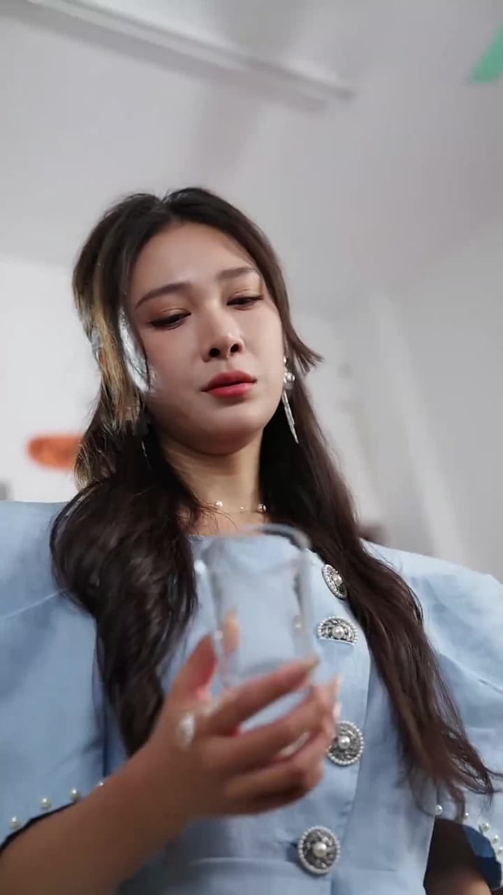 [Dijuluki]Suara Hati Putriku Mengubah Nasib Kami - Episode 10